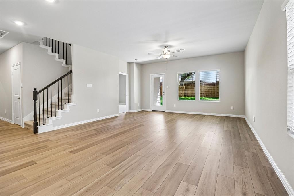 Photo is not of the actual home, but is an inspirational photo of builder’s model home and may depict options, furnishings, and/or decorator features that are not included.