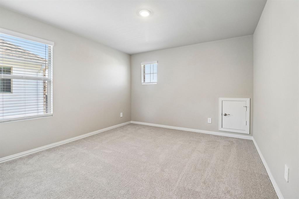 Photo is not of the actual home, but is an inspirational photo of builder’s model home and may depict options, furnishings, and/or decorator features that are not included.