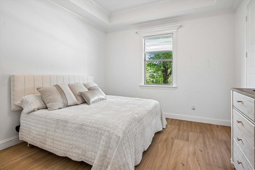 Bedroom with Ensuite bathroom