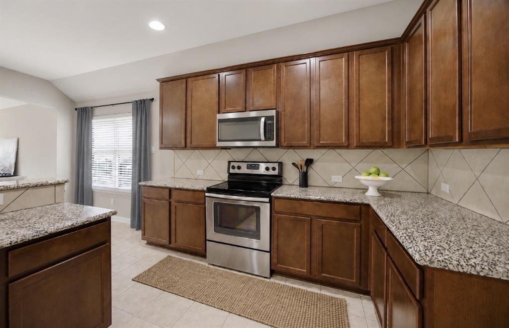 149 Pleasant Hill Lane, Fate, TX 75189