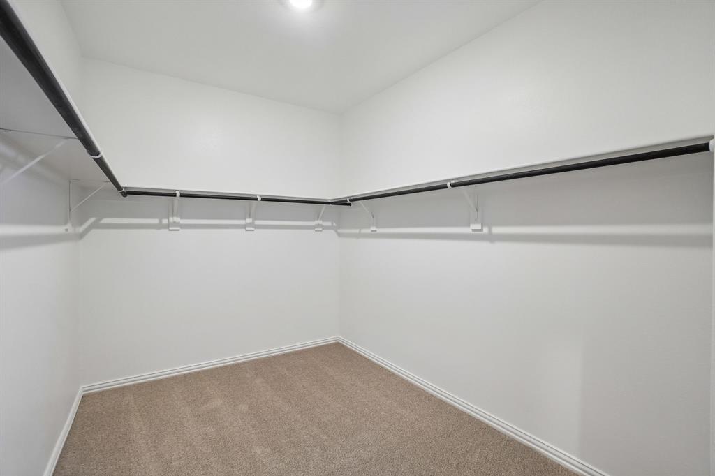 Photo is not of the actual home, but is an inspirational photo of builder’s model home and may depict options, furnishings, and/or decorator features that are not included.
