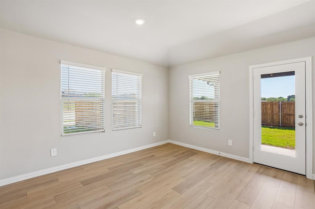 Photo is not of the actual home, but is an inspirational photo of builder’s model home and may depict options, furnishings, and/or decorator features that are not included.