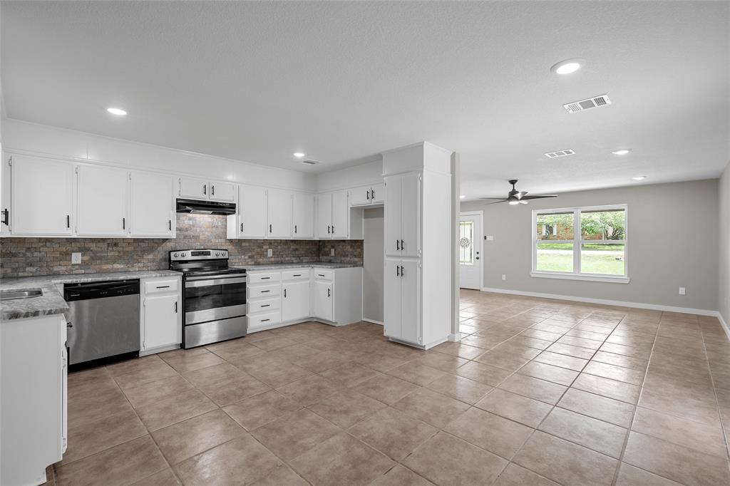 139 Cresthill Circle, Valley Mills, TX 76689