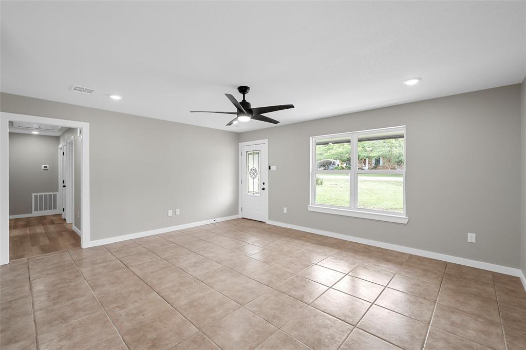 139 Cresthill Circle, Valley Mills, TX 76689