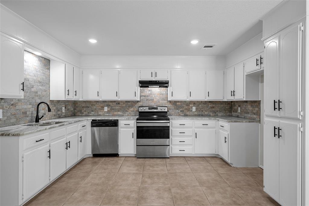 139 Cresthill Circle, Valley Mills, TX 76689