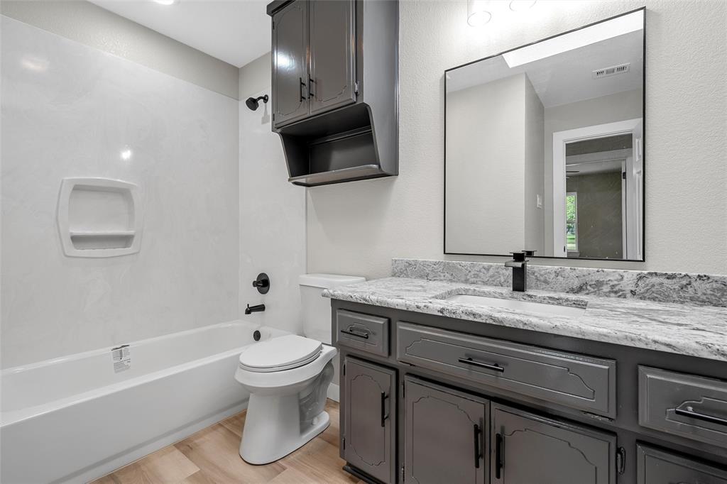 139 Cresthill Circle, Valley Mills, TX 76689