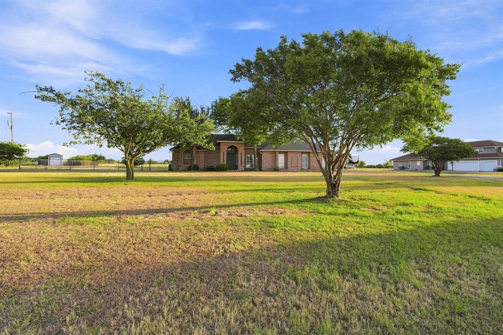 431 Mcalpin Road, Midlothian, TX 76065