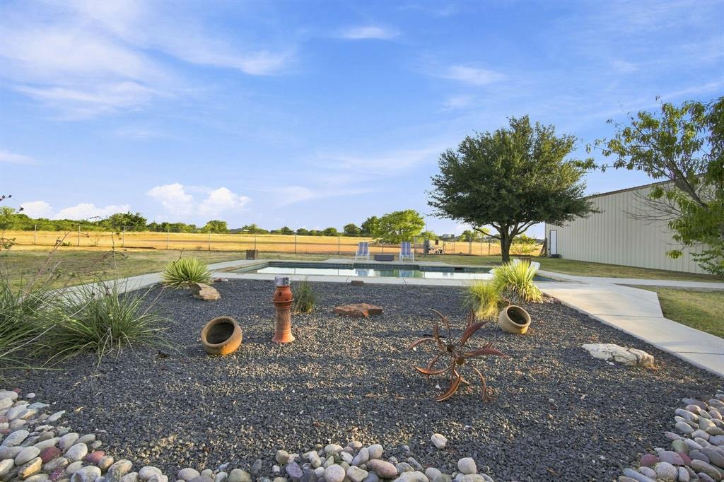 431 Mcalpin Road, Midlothian, TX 76065