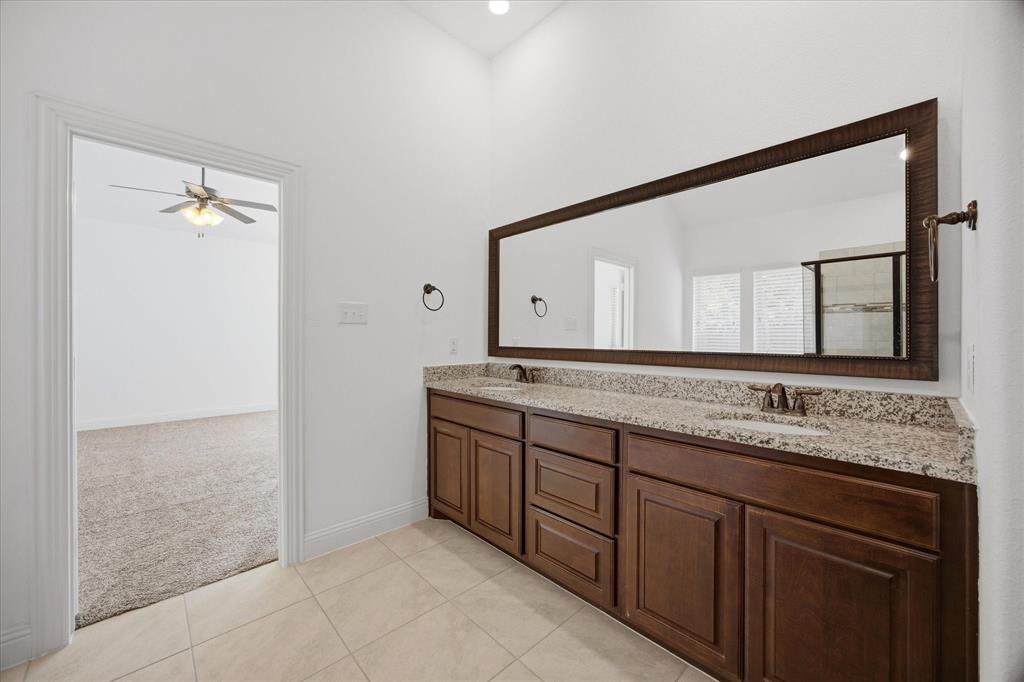 3909 Whitman Drive, Rockwall, TX 75087