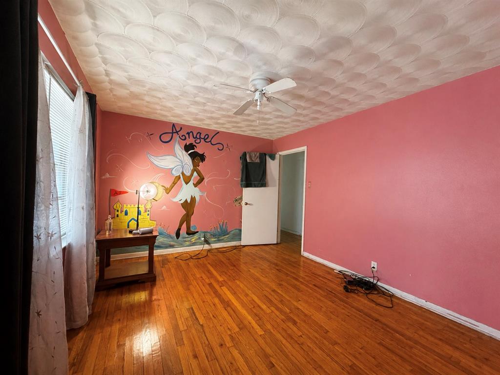 3023 Carpenter Avenue, Dallas, TX 75215