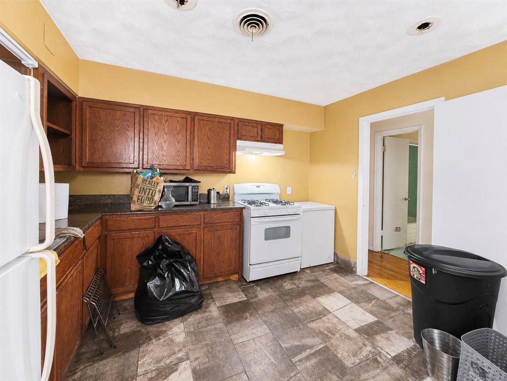 3023 Carpenter Avenue, Dallas, TX 75215