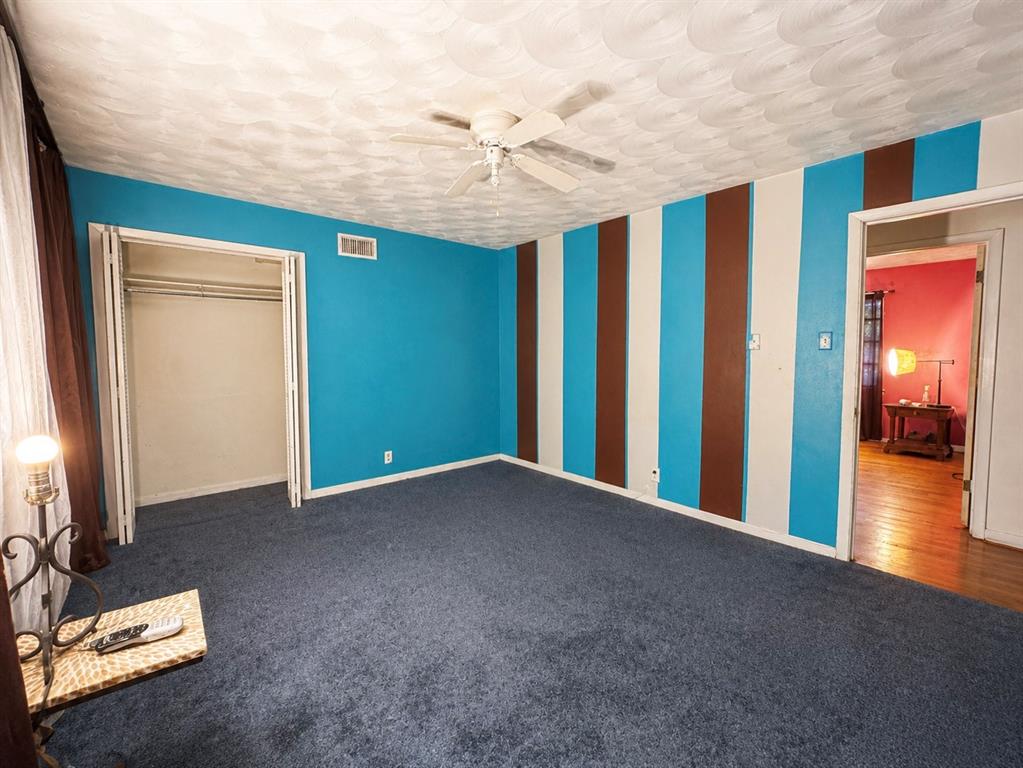 3023 Carpenter Avenue, Dallas, TX 75215
