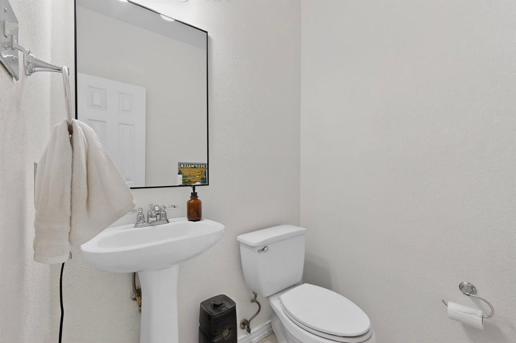 9756 Old Field Drive, McKinney, TX 75072