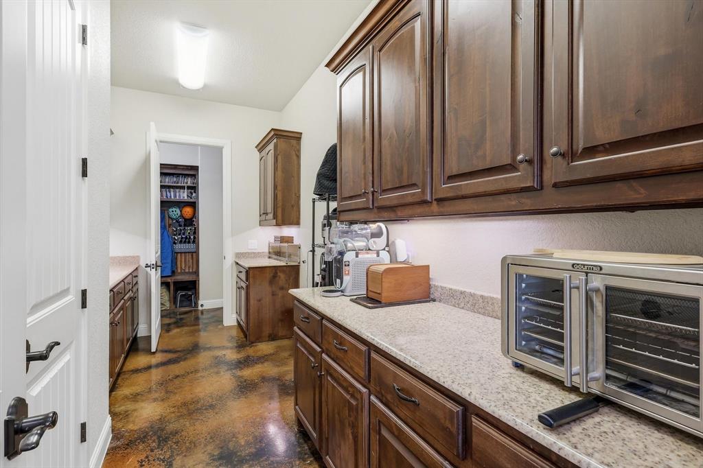 1040 Lighthouse Court, Grand Prairie, TX 75104