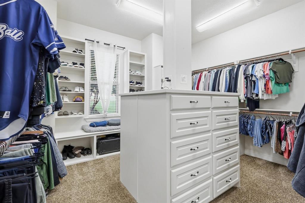 1040 Lighthouse Court, Grand Prairie, TX 75104