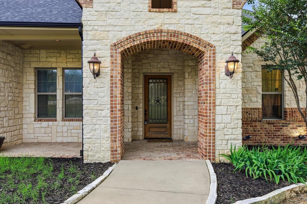 1040 Lighthouse Court, Grand Prairie, TX 75104 1040 Lighthouse Court, Grand Prairie, TX 75104