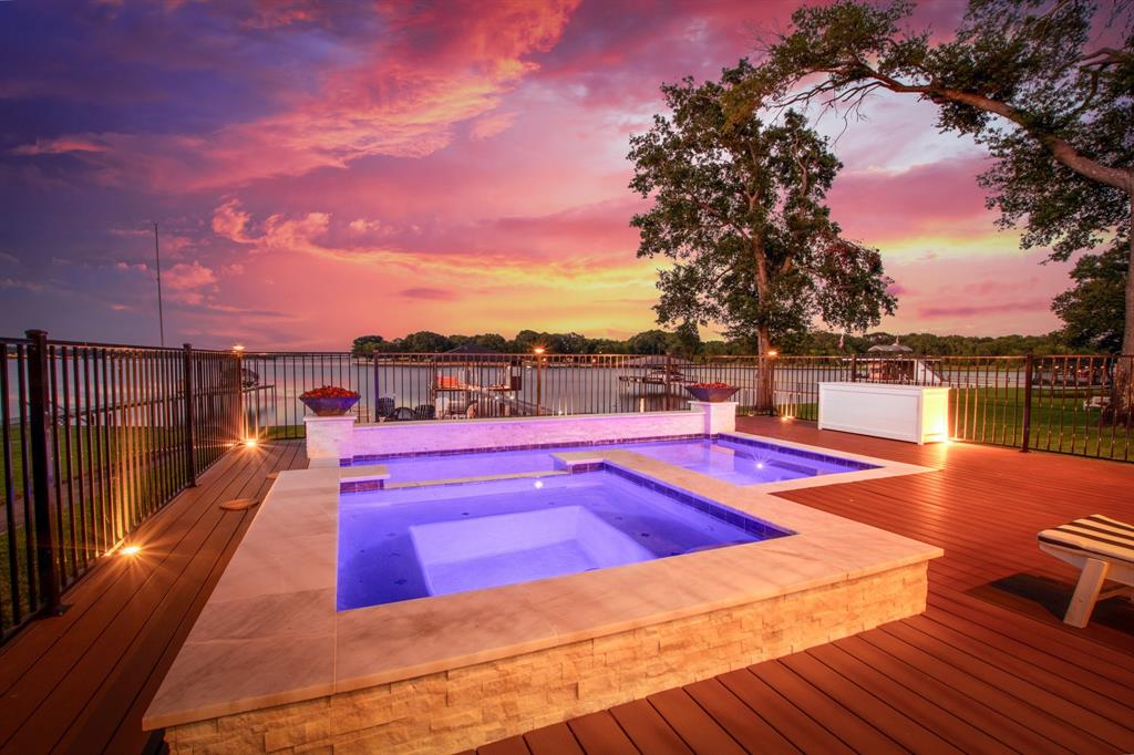 229 N Beverly Drive, Malakoff, TX 75148