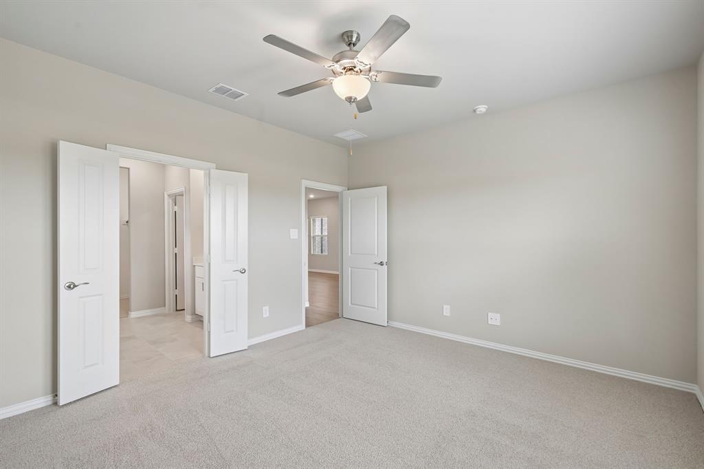 Photo is not of the actual home, but is an inspirational photo of builder’s model home and may depict options, furnishings, and/or decorator features that are not included.