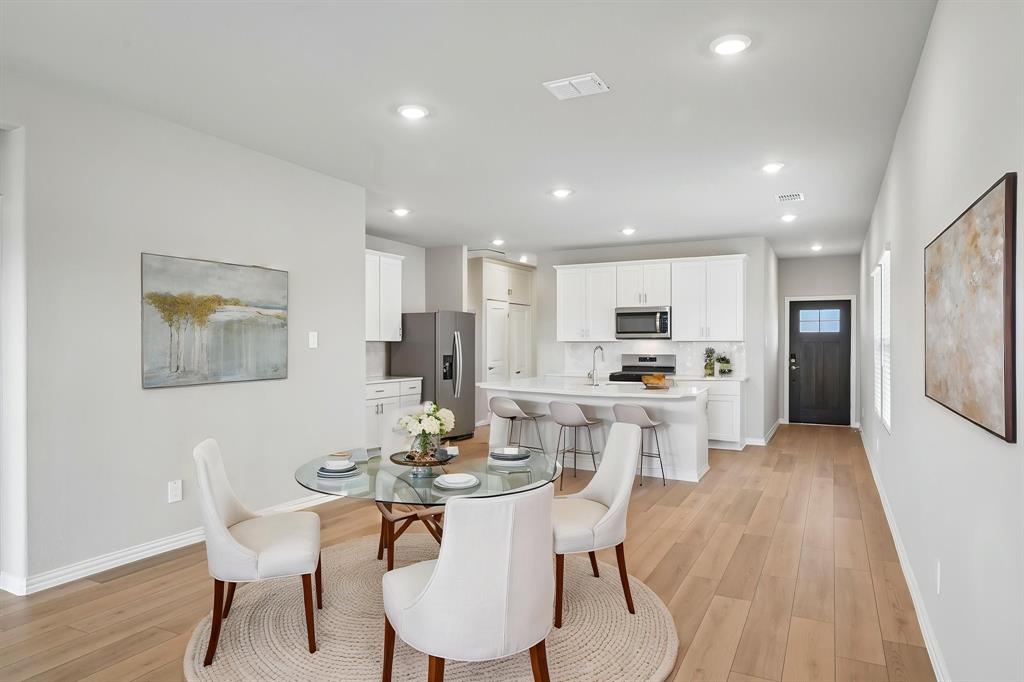 Photo is not of the actual home, but is an inspirational photo of builder’s model home and may depict options, furnishings, and/or decorator features that are not included.
