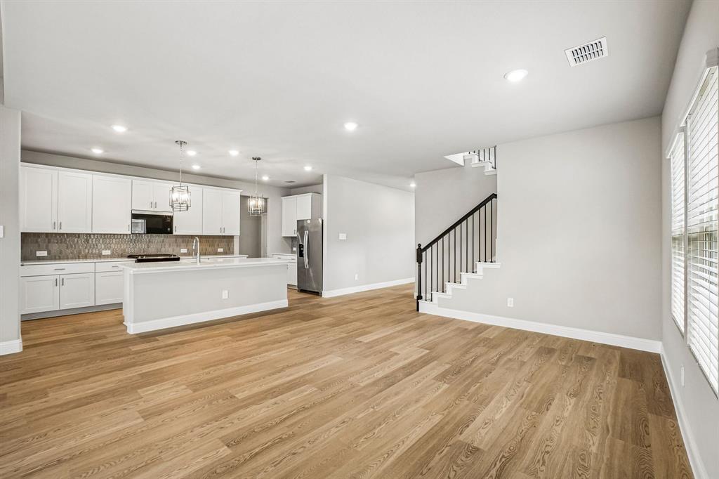 Photo is not of the actual home, but is an inspirational photo of builder’s model home and may depict options, furnishings, and/or decorator features that are not included.