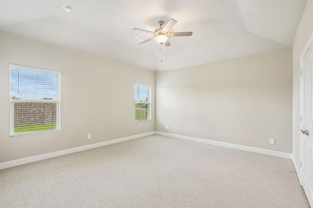 Photo is not of the actual home, but is an inspirational photo of builder’s model home and may depict options, furnishings, and/or decorator features that are not included.