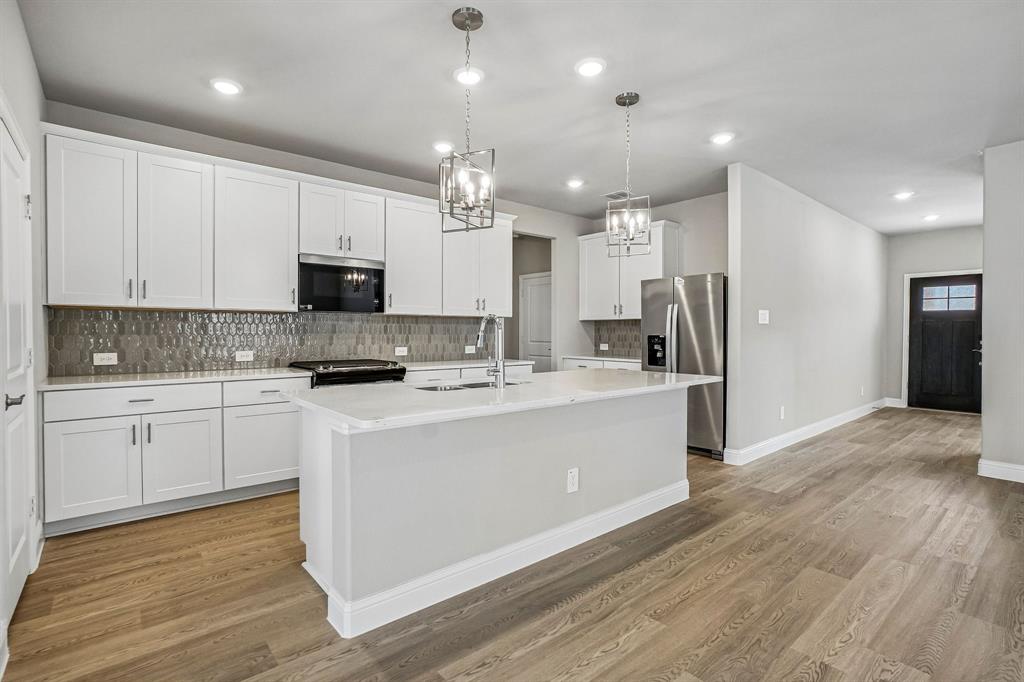 Photo is not of the actual home, but is an inspirational photo of builder’s model home and may depict options, furnishings, and/or decorator features that are not included.