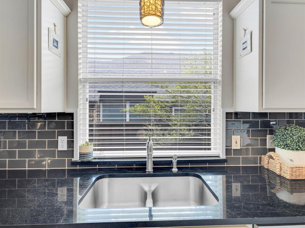 Lots of natural light in the kitchen.