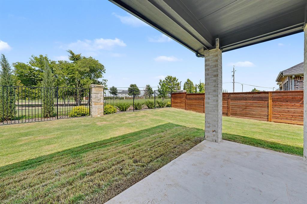 1409 Casting Ridge, Mesquite, TX 75181