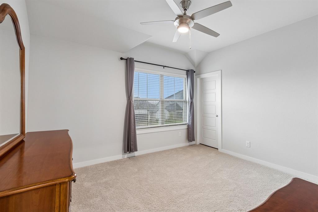 1 of 3 upstairs secondary bedrooms