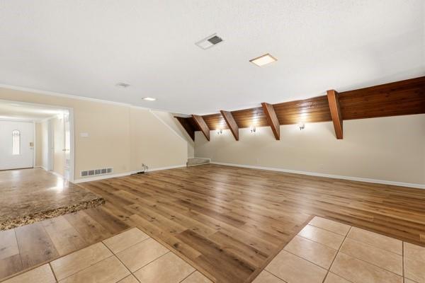 205 Roaring Springs Drive, DeSoto, TX 75115