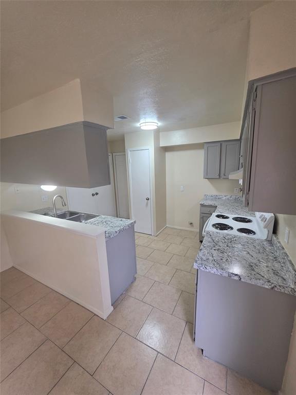 1225 Oakbluff Drive, Lancaster, TX 75146