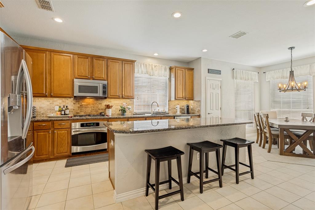 6610 Falcon Crest Lane, Sachse, TX 75048