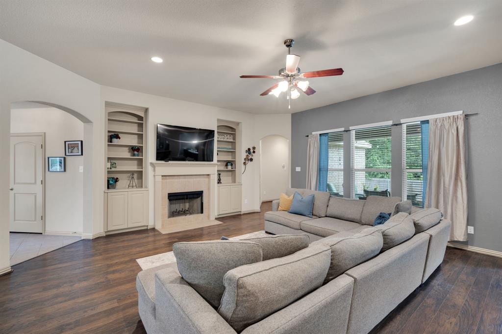 5009 Prosperity Row, Midlothian, TX 76065 5009 Prosperity Row, Midlothian, TX 76065