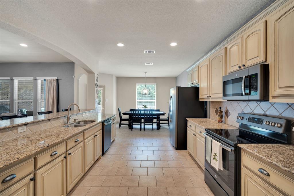 5009 Prosperity Row, Midlothian, TX 76065