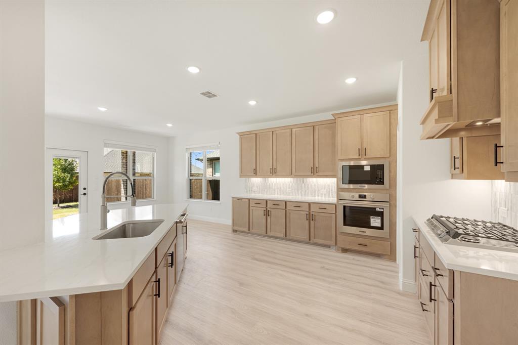 917 Greenleaf Court, Anna, TX 75409 917 Greenleaf Court, Anna, TX 75409