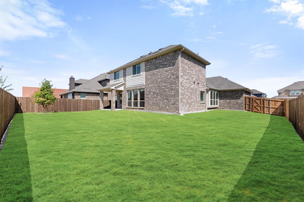 917 Greenleaf Court, Anna, TX 75409