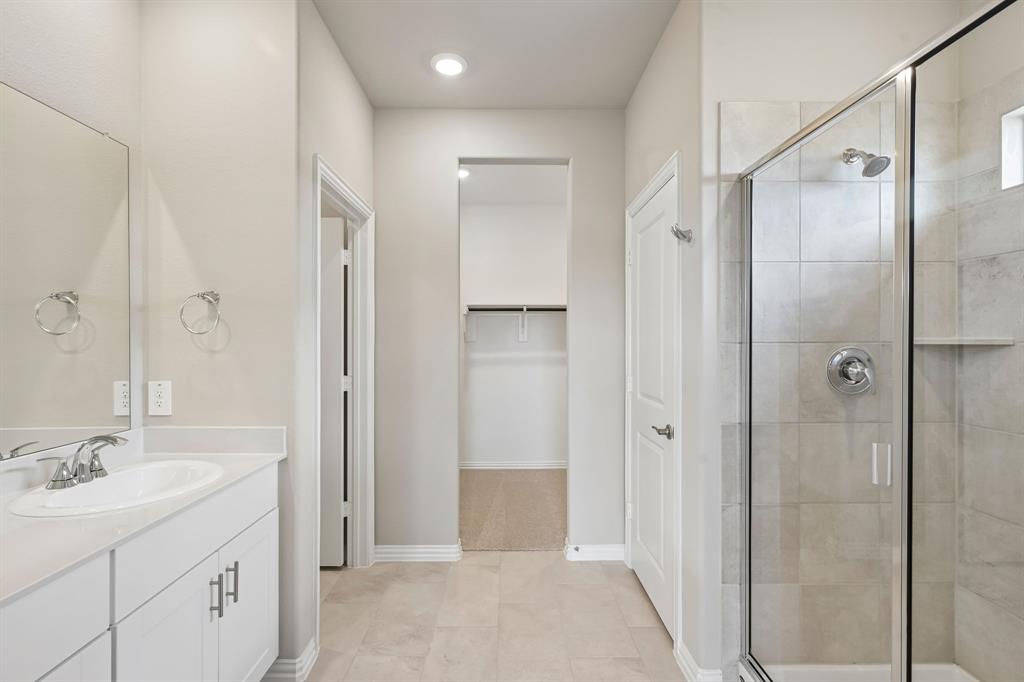 Photo is not of the actual home, but is an inspirational photo of builder’s model home and may depict options, furnishings, and/or decorator features that are not included.