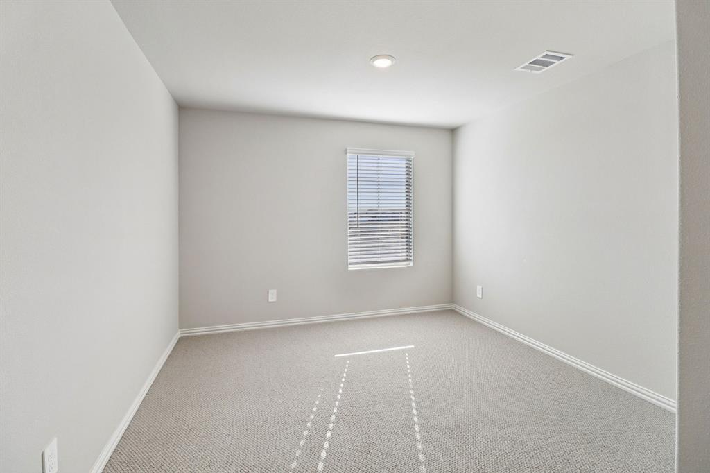 Photo is not of the actual home, but is an inspirational photo of builder’s model home and may depict options, furnishings, and/or decorator features that are not included.