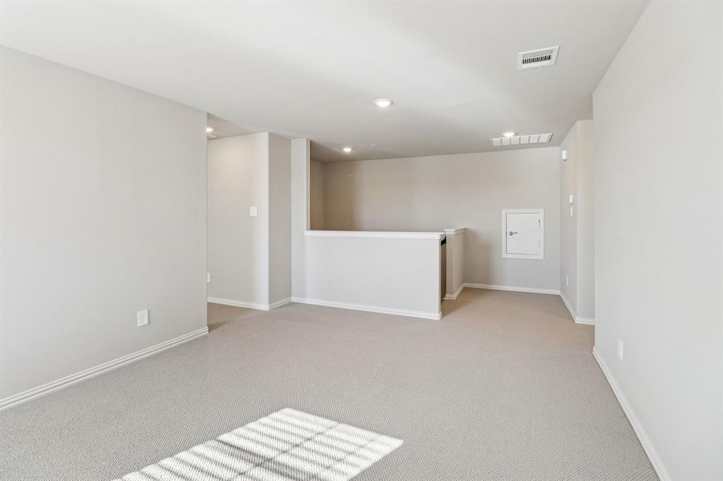Photo is not of the actual home, but is an inspirational photo of builder’s model home and may depict options, furnishings, and/or decorator features that are not included.