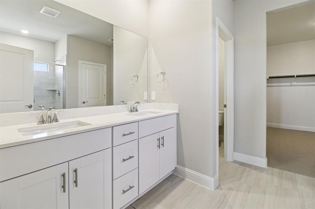 Photo is not of the actual home, but is an inspirational photo of builder’s model home and may depict options, furnishings, and/or decorator features that are not included.