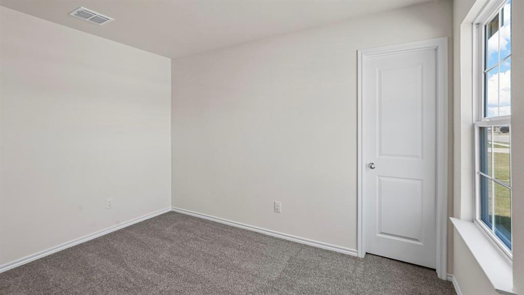 Neutral tone wall finishes