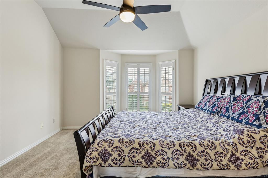 Don't you love the bay window? Whether used as bedrooms, a home office, fitness space, or hobby room, these spacious layout easily accommodates larger furniture while offering plenty of room to relax and unwind.