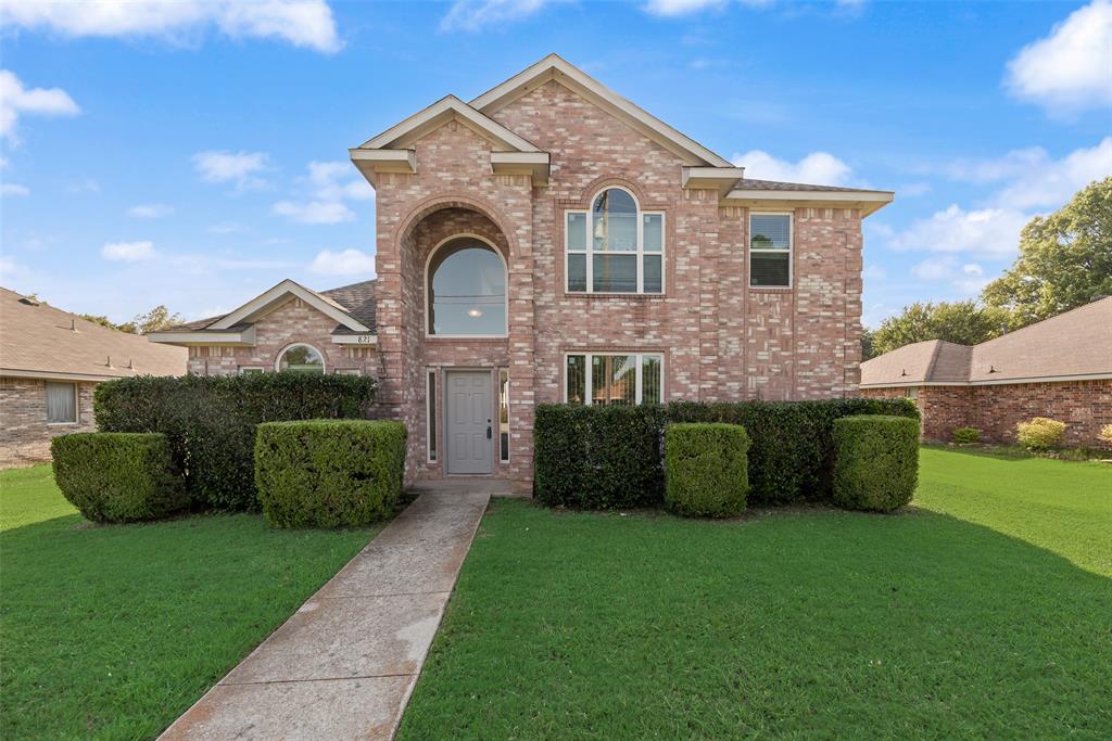 821 S Parks Drive, DeSoto, TX 75115 821 S Parks Drive, DeSoto, TX 75115