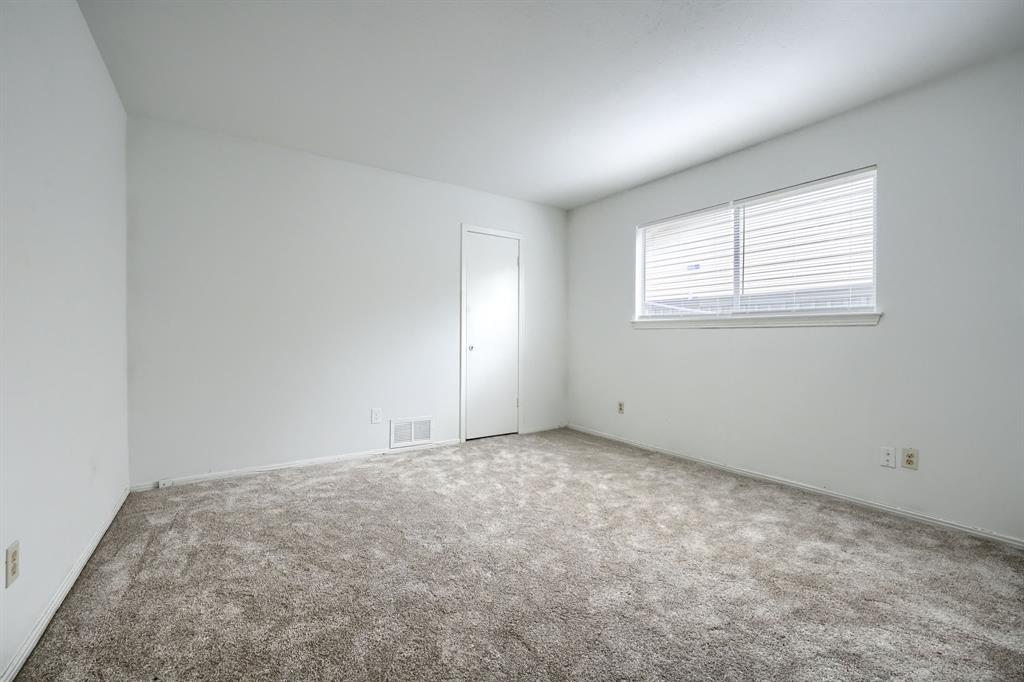 9661 Limestone Drive, Dallas, TX 75217