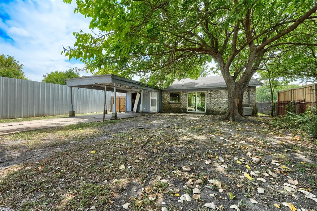 9661 Limestone Drive, Dallas, TX 75217