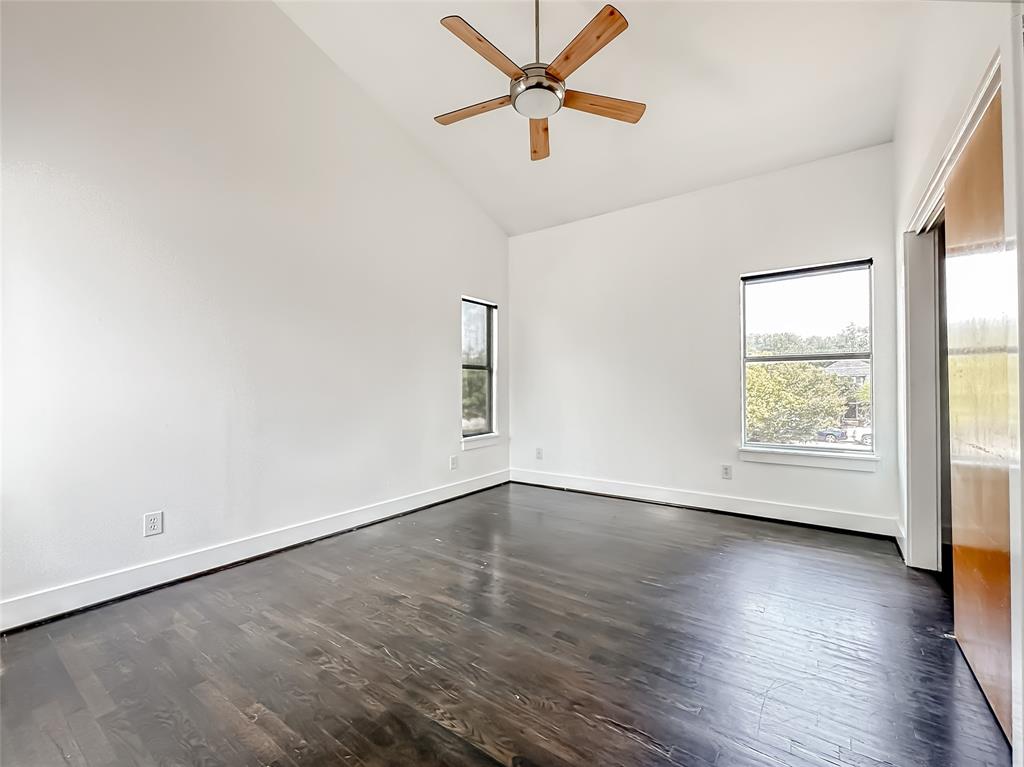 417 S Beacon Street, Dallas, TX 75223