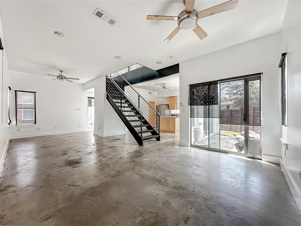 417 S Beacon Street, Dallas, TX 75223