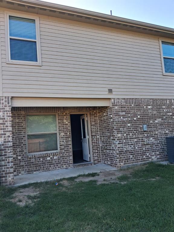 6816 Topaz Drive, Greenville, TX 75402