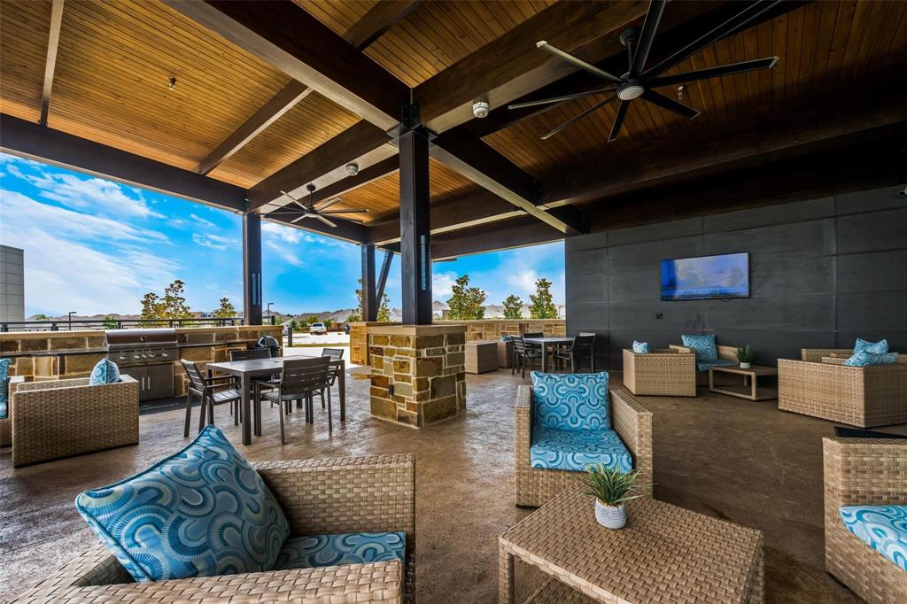 Amenity Center