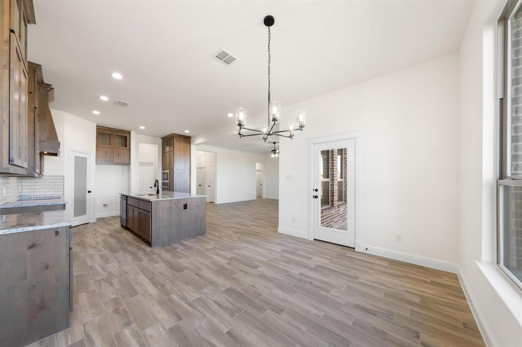 440 Paradise Ridge Drive, Waxahachie, TX 75167
